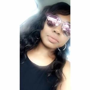 Meet your Posher, Briana
